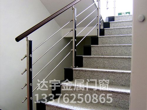 不锈钢楼梯扶栏与金属门窗供货商选择指南